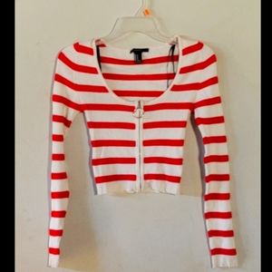 Ribbed zip-up striped cropped tee